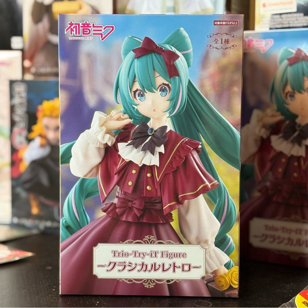NIB Furyu Vocaloid Trio-Try-It Hastune Miku Classical Retro Ver. Waifu Figure - Picture 2 of 6